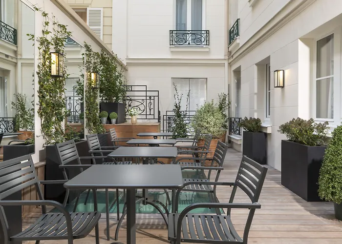 Hotel Elysées Ceramic París