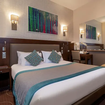 Hotel Elysées Ceramic 3*