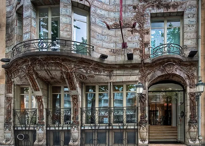 Elysees Ceramic