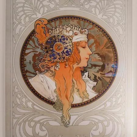 Hotel Elysees Ceramic 3*